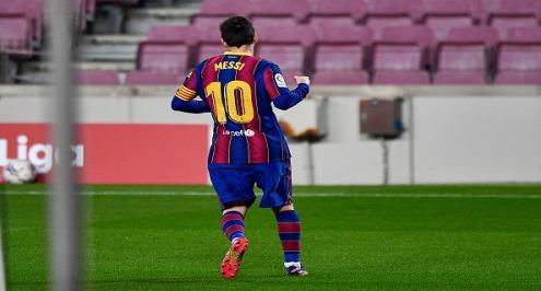 "كل شيء يسير على نحو جيد".. رئيس برشلونة يثق في بقاء ميسي 